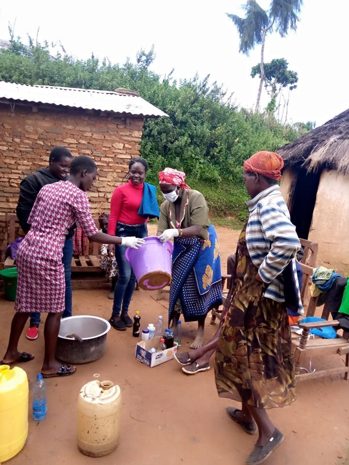 Sengwer Indigenous Women during one of the soap making activities