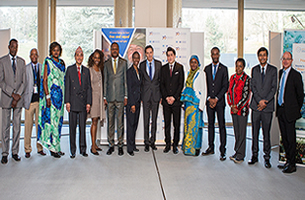 LDCs/SIDS beneficiary delegates of the Trust Fund with H.E. Mr Vojislav ŠUC, President of the Human Rights Council (12th cycle), 20 March 2018, Palais des Nations,   © OHCHR/Pierre Albouy