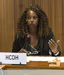 Sra. Fatou Camara Houel, Coordinadora del Fondo Fiduciario para los PMA/SIDS
