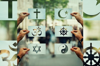 Les symboles religieux reflètent le cœur des croyances des peuples. © Bulat Silvia iStock / Getty Images Plus