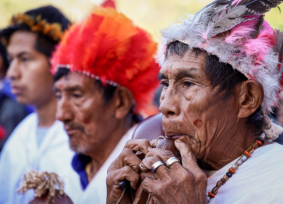 Personas indígenas durante una marcha en Paraguay. © EPA/Nathalia Aguilar