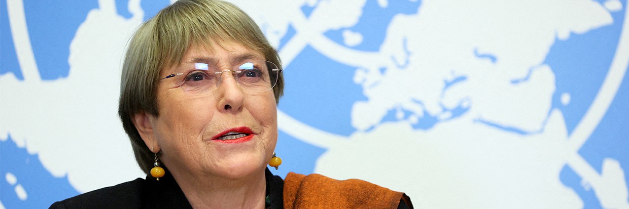 La Alta Comisionada de las Naciones Unidas para los Derechos Humanos, Michelle Bachelet, asiste a un acto en la sede de las Naciones Unidas en Ginebra, el 3 de noviembre de 2021 © Reuters