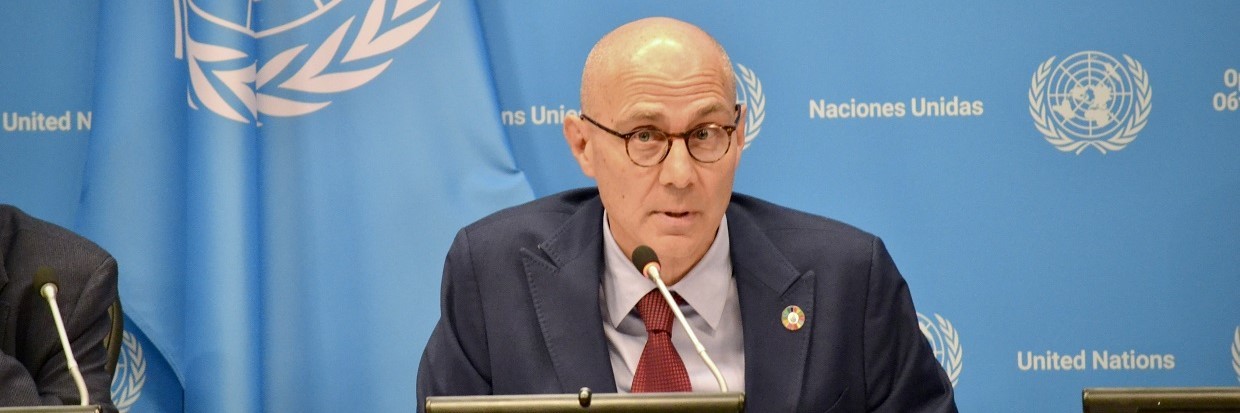 El Jefe de Derechos Humanos de la ONU habla con la prensa en la sede de la ONU en Nueva York